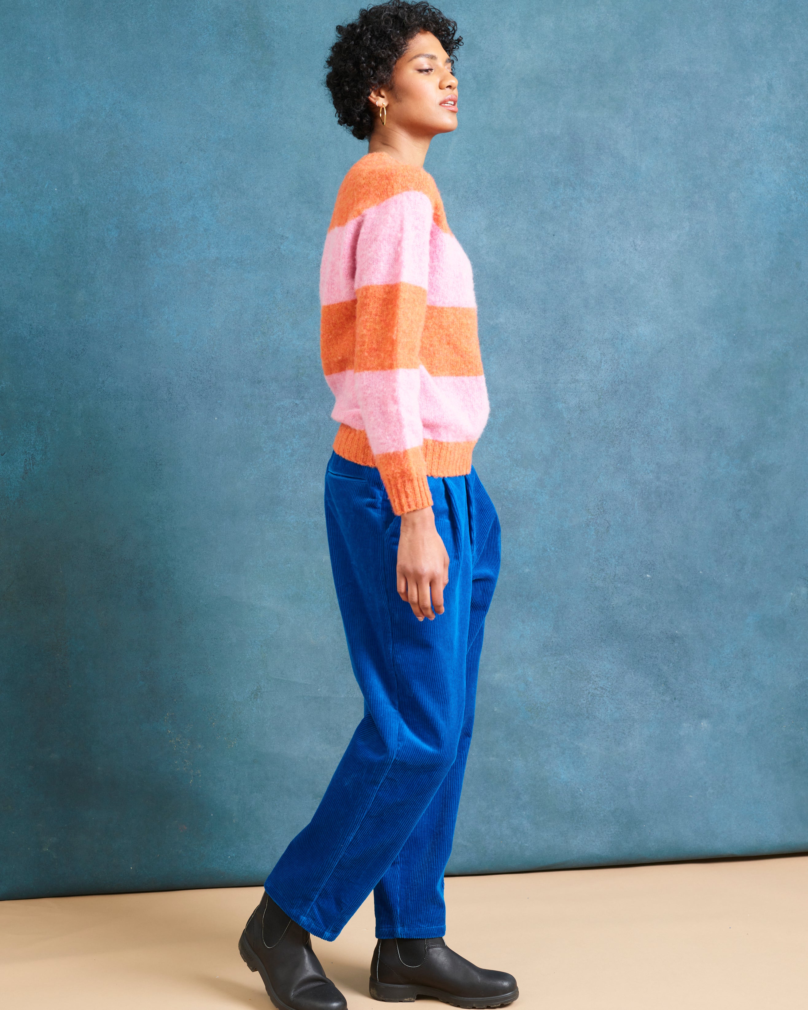 Lowie Cobalt Corduroy Easy Trouser