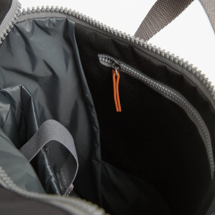 Roka Finchley Large Sustainable Ash Rucksack