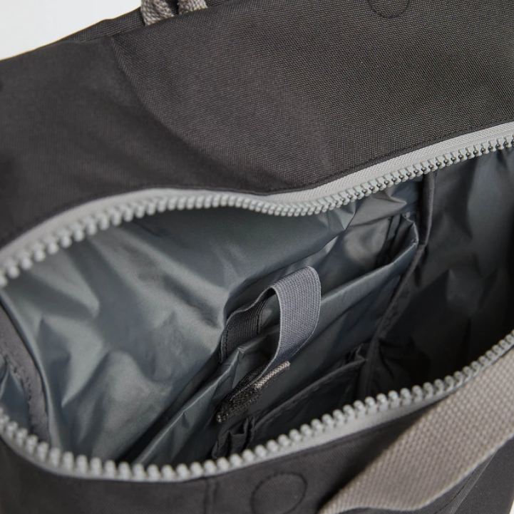 Roka Finchley Large Sustainable Ash Rucksack